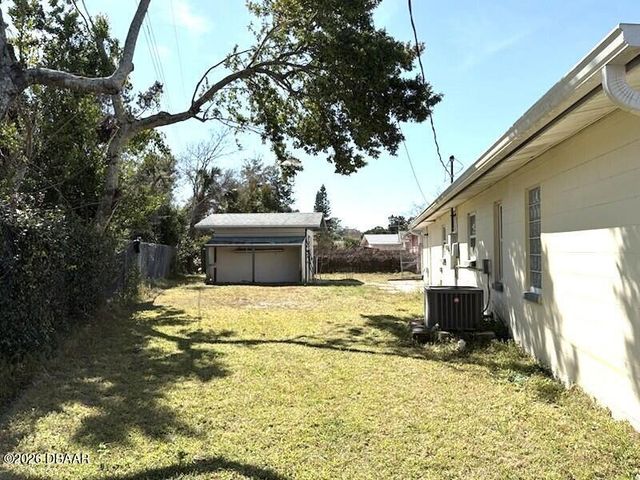 2353 Florida Boulevard, South Daytona, FL 32119