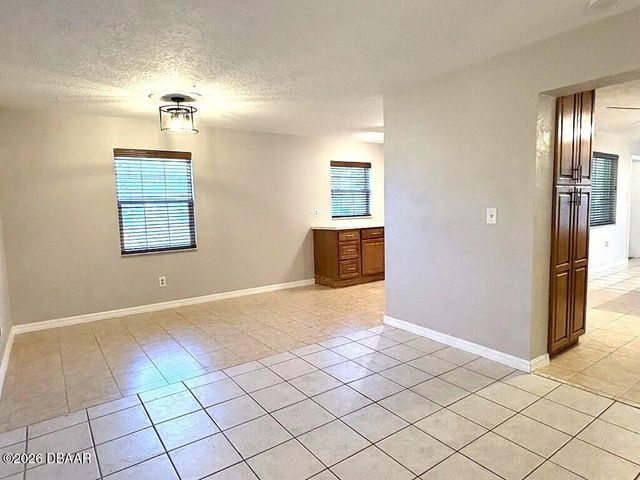 2353 Florida Boulevard, South Daytona, FL 32119