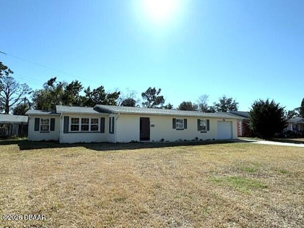 2353 Florida Boulevard, South Daytona, FL 32119