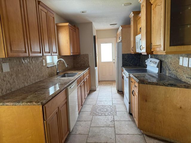 1751 NW 34TH Avenue, Lauderhill, FL 33311