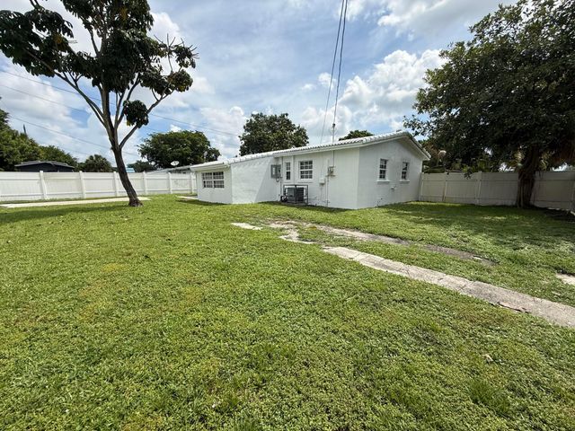 1751 NW 34TH Avenue, Lauderhill, FL 33311