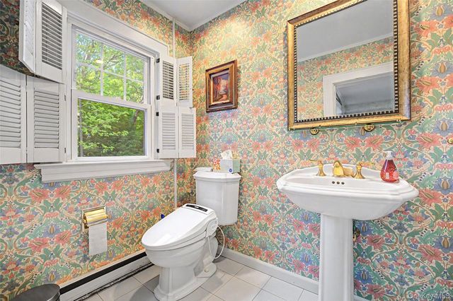 23 Townsend Road, Glen Cove, NY 11542