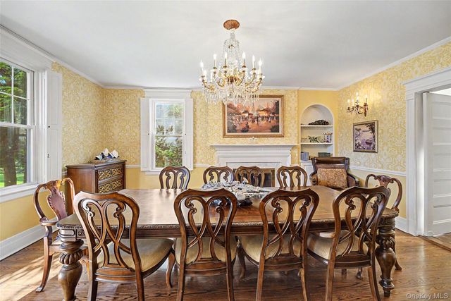 23 Townsend Road, Glen Cove, NY 11542