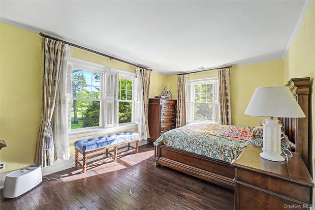 23 Townsend Road, Glen Cove, NY 11542