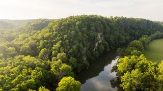 66 Shawnokee Trl, Charlotte, TN 37036