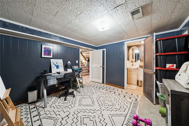 126 Mount Odin Drive, Hempfield Twp, PA 15601