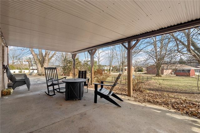 126 Mount Odin Drive, Hempfield Twp, PA 15601