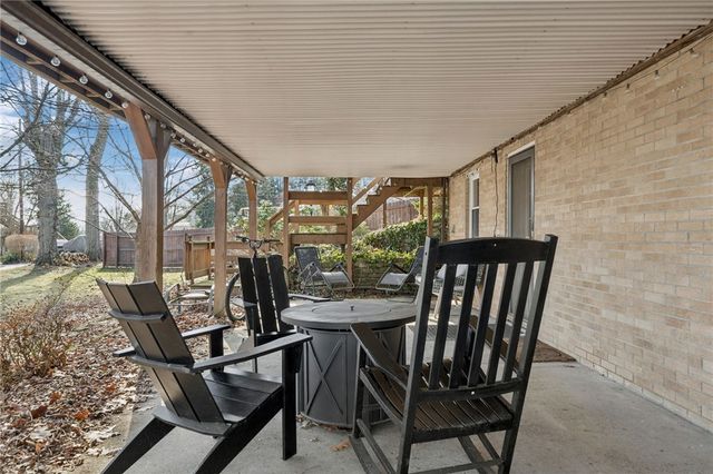 126 Mount Odin Drive, Hempfield Twp, PA 15601