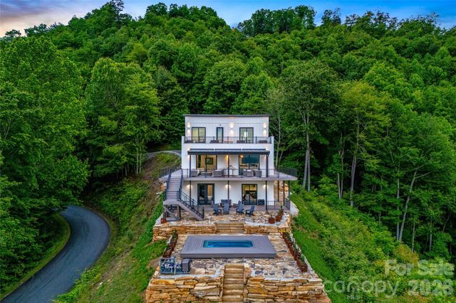 840 Fontana Trace Drive, Almond, NC 28702