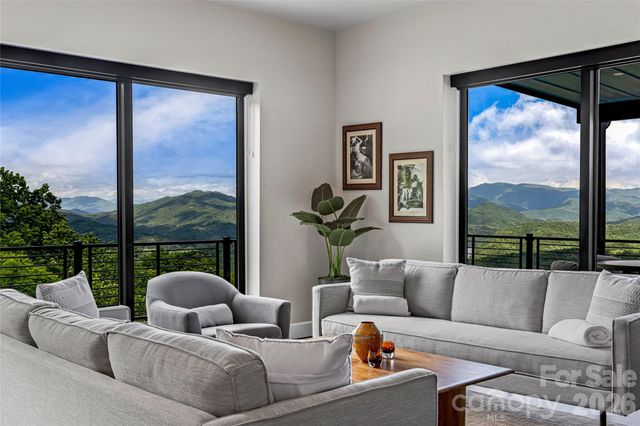 840 Fontana Trace Drive, Almond, NC 28702