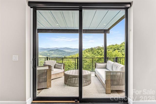 840 Fontana Trace Drive, Almond, NC 28702