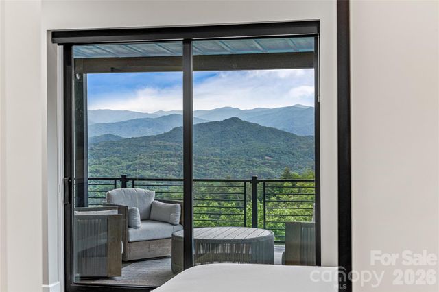 840 Fontana Trace Drive, Almond, NC 28702