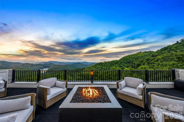 840 Fontana Trace Drive, Almond, NC 28702
