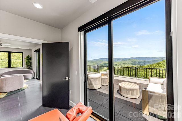 840 Fontana Trace Drive, Almond, NC 28702