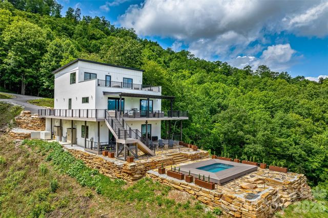 840 Fontana Trace Drive, Almond, NC 28702