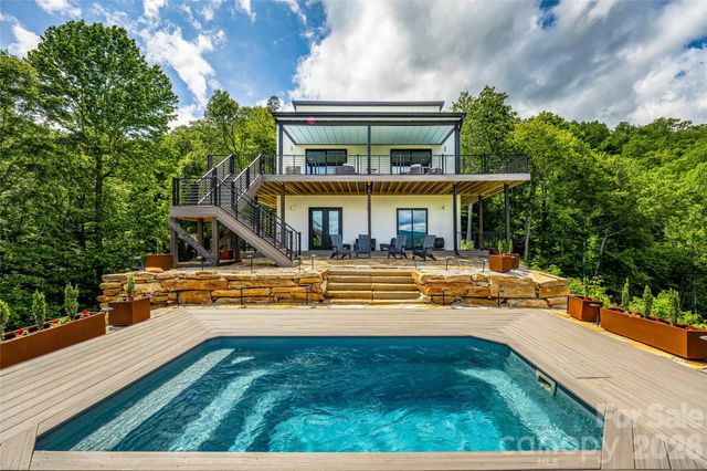 840 Fontana Trace Drive, Almond, NC 28702