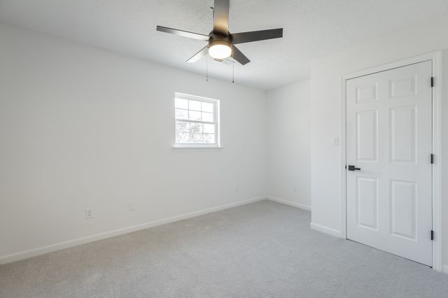 300 Osceola Dr, Whitwell, TN 37397