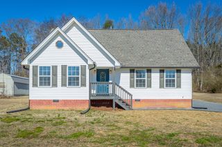300 Osceola Dr, Whitwell, TN 37397