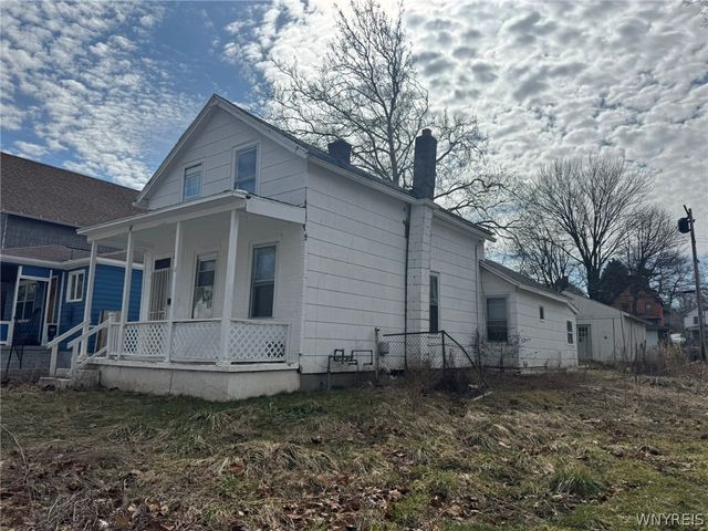 435 Elmwood Avenue, Niagara Falls, NY 14301