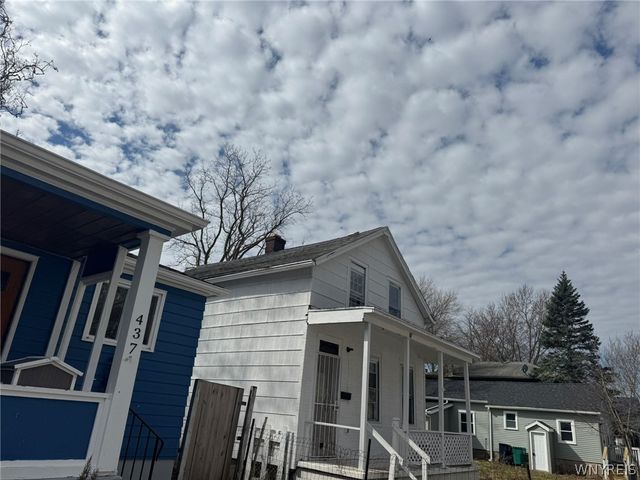 435 Elmwood Avenue, Niagara Falls, NY 14301