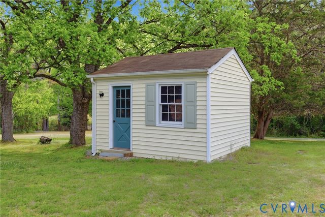 5995 Anvil Ln, Mechanicsville, VA 23111