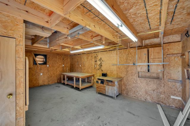 6704 Charbonneau Road, Lake Worth, TX 76135