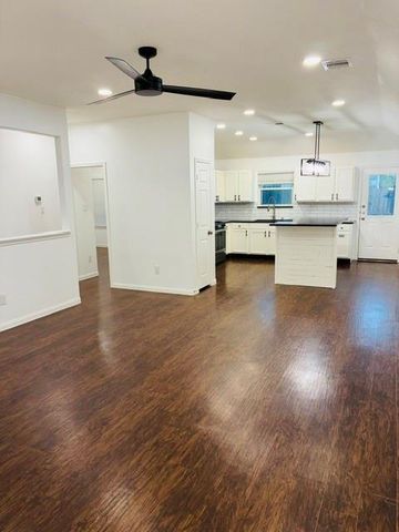 6114 El Oro Drive, Houston, TX 77048
