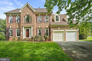 8233 GALLERY CT, Gaithersburg, MD 20886