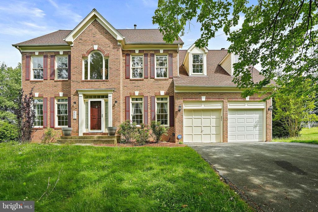 8233 GALLERY CT, Gaithersburg, MD 20886