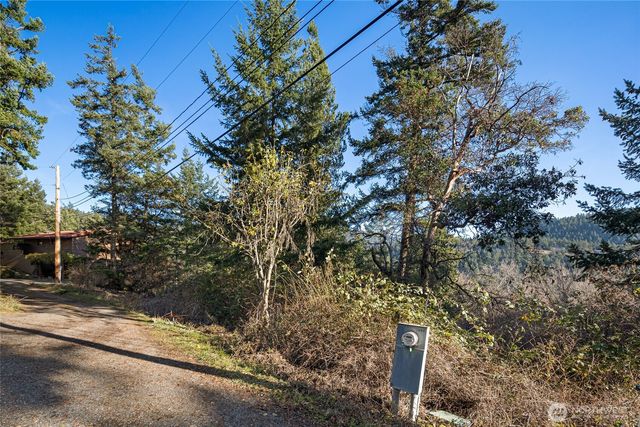0 NHN Cliffhouse Court, Orcas Island, WA 98245