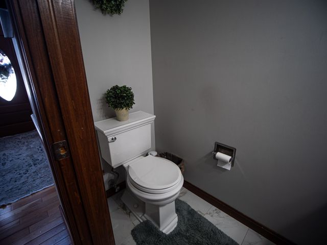 136 Glenwood Lane, Hurricane, WV 25526