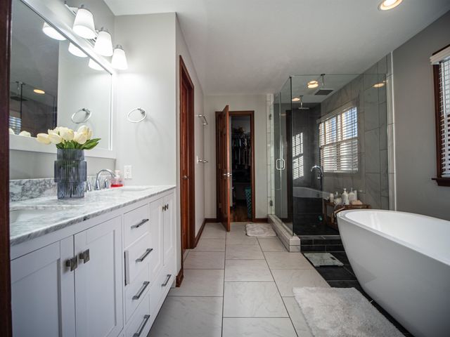 136 Glenwood Lane, Hurricane, WV 25526