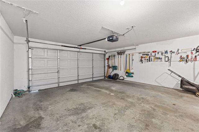 604 Stowe Court, Lawrence, KS 66049