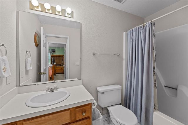 604 Stowe Court, Lawrence, KS 66049