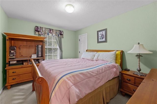 604 Stowe Court, Lawrence, KS 66049