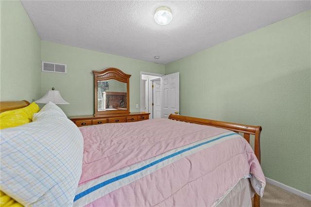 604 Stowe Court, Lawrence, KS 66049