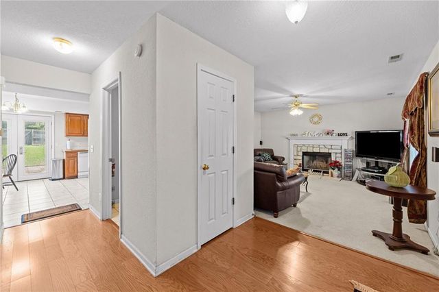 604 Stowe Court, Lawrence, KS 66049