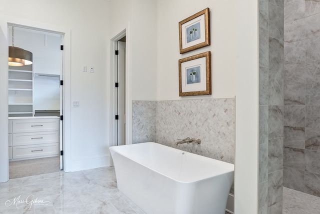 11029 Carmen's Court, Shreveport, LA 71106