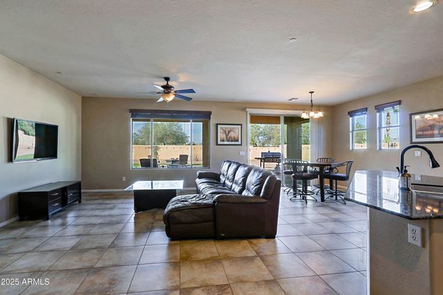 11036 E QUARRY Avenue, Mesa, AZ 85212