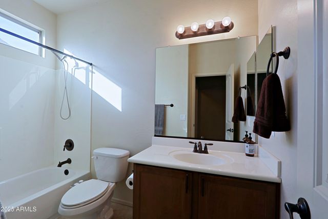 11036 E QUARRY Avenue, Mesa, AZ 85212