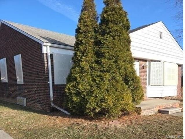 10500 Morang Drive, Detroit, MI 48224