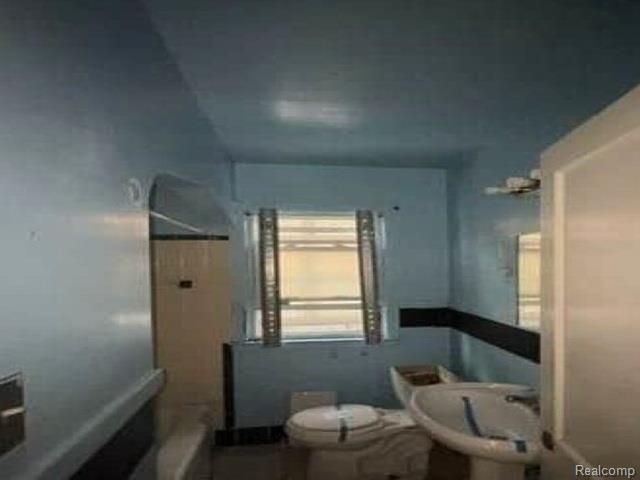 10500 Morang Drive, Detroit, MI 48224