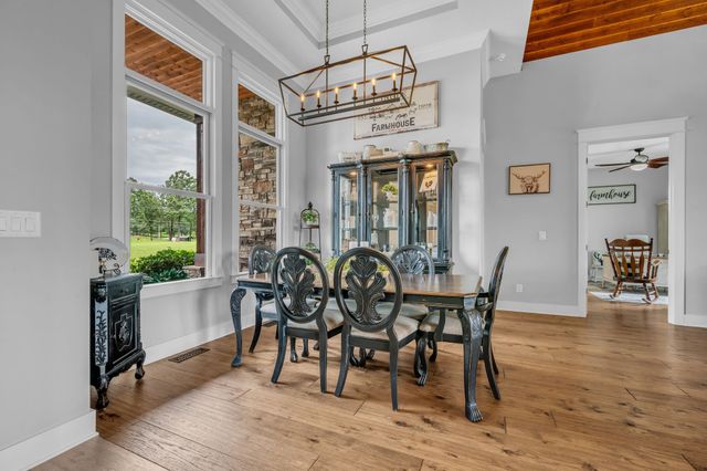 1261 Highway 48, S, Dickson, TN 37055