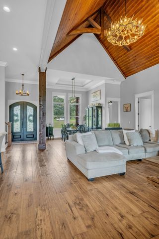 1261 Highway 48, S, Dickson, TN 37055