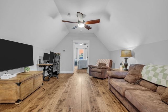 1261 Highway 48, S, Dickson, TN 37055