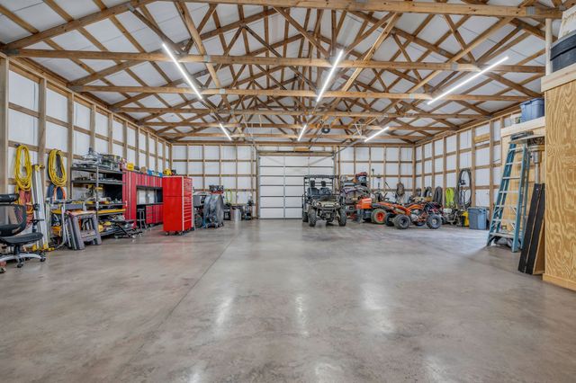 1261 Highway 48, S, Dickson, TN 37055
