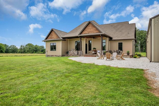 1261 Highway 48, S, Dickson, TN 37055