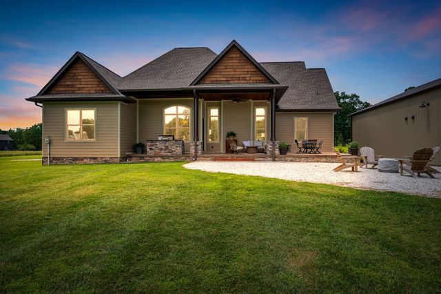 1261 Highway 48, S, Dickson, TN 37055