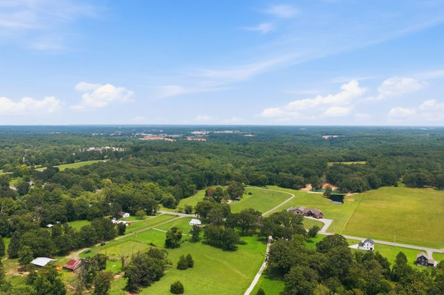 1261 Highway 48, S, Dickson, TN 37055