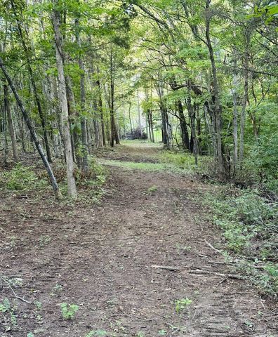 1261 Highway 48, S, Dickson, TN 37055